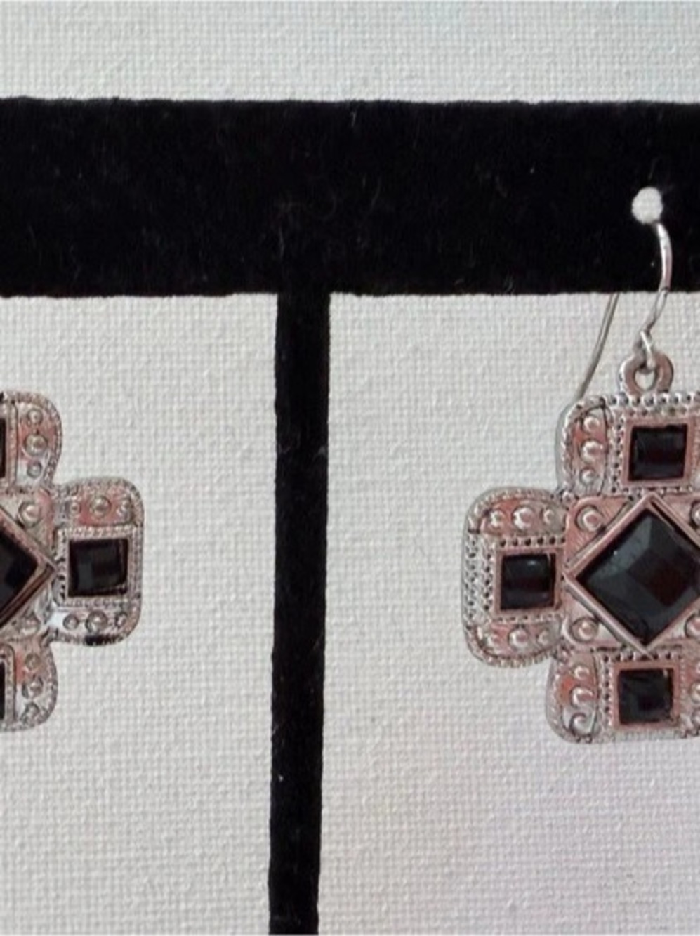 Silver & Black Dangle Earrings Like New